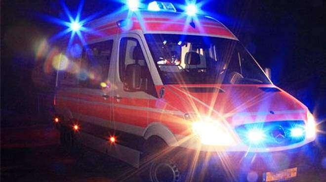 ambulanza-notte1.jpg
